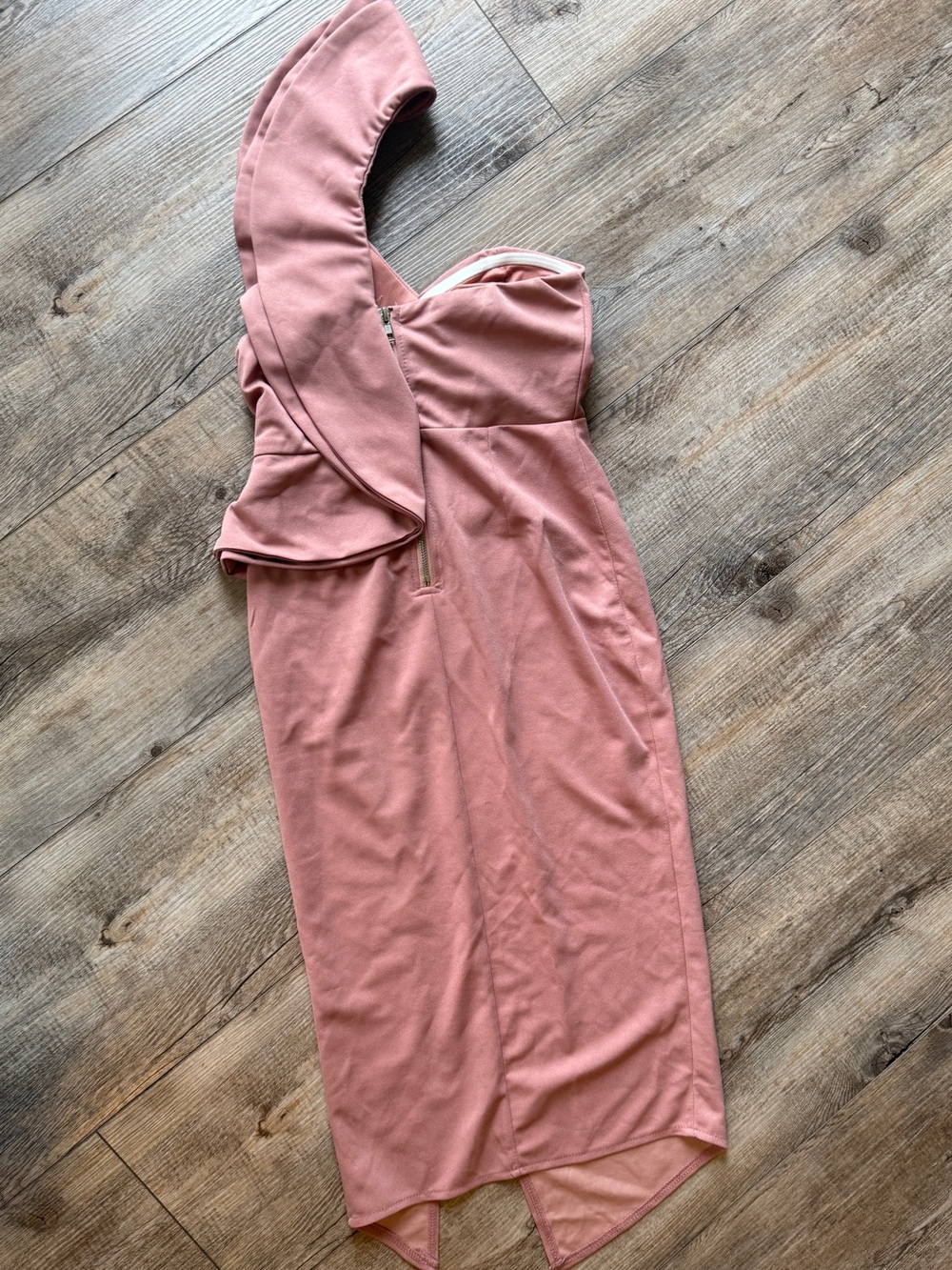 One-Shoulder Ruffle Midi Dress in Rose - Picture 4 of 7